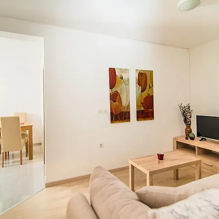 Gasthuis Dino Poreč