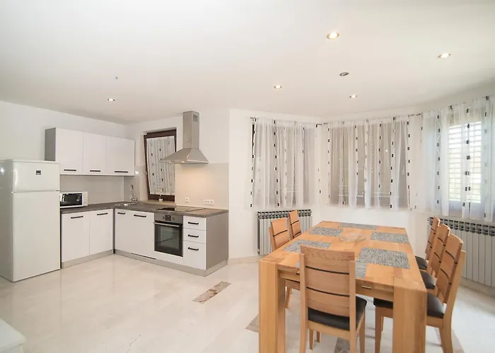 Gostinjska kuća Dino